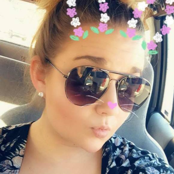 Meet your Posher, Haley - Picture 1 of 1